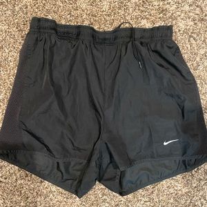 Nike running shorts size 4-6